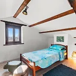 Casa Giorgina In Veleniki - Haus Fuer 5-6 Personen *