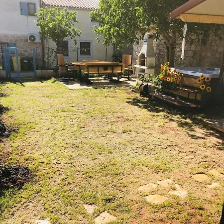Casa Giorgina In Veleniki - Haus Fuer 5-6 Personen