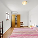 Casa Giorgina In Veleniki - Haus Fuer 5-6 Personen * بوريتش