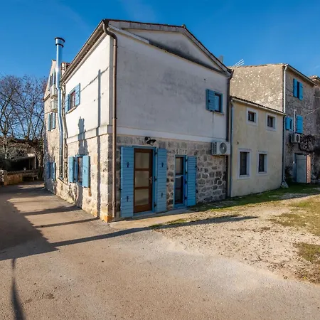 Casa Giorgina In Veleniki - Haus Fuer 5-6 Personen Дом отдыха