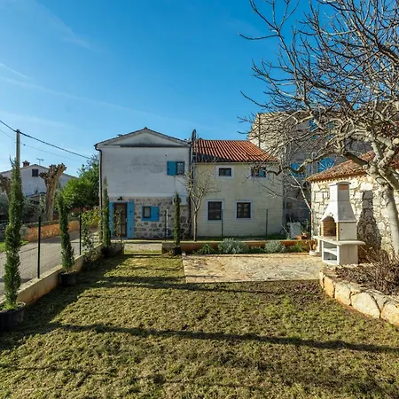 Vakantiehuis Casa Giorgina In Veleniki - Haus Fuer 5-6 Personen