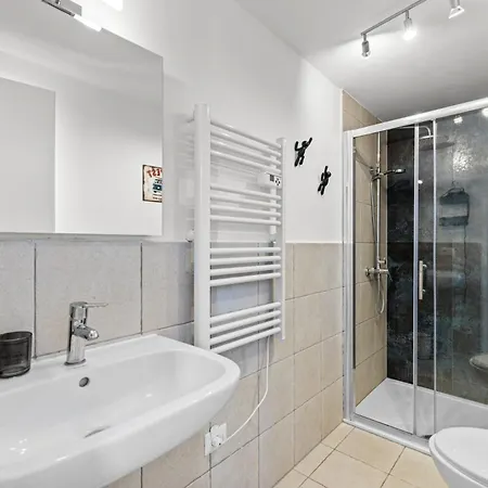 Casa Giorgina In Veleniki - Haus Fuer 5-6 Personen Дом отдыха *