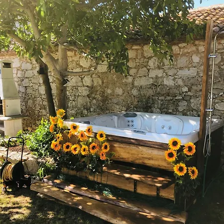 Casa Giorgina In Veleniki - Haus Fuer 5-6 Personen *