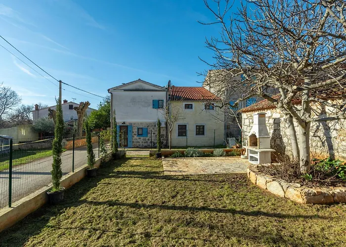 Vakantiehuis Casa Giorgina In Veleniki - Haus Fuer 5-6 Personen