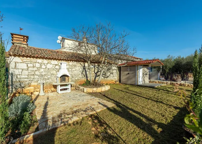 Casa Giorgina In Veleniki - Haus Fuer 5-6 Personen Дом отдыха